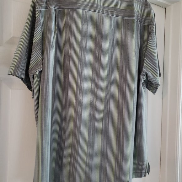 Tommy Bahama Original Fit 100% Silk Button Up - Picture 5 of 5